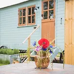 Morndyke Shepherds Huts