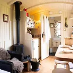 Morndyke Shepherds Huts Thirsk