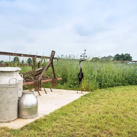 Camping Morndyke Shepherds Huts