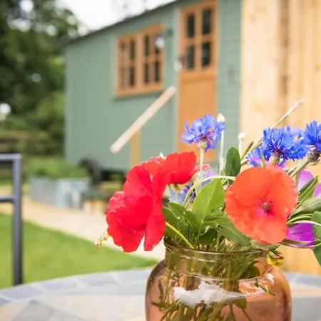 Morndyke Shepherds Huts Thirsk