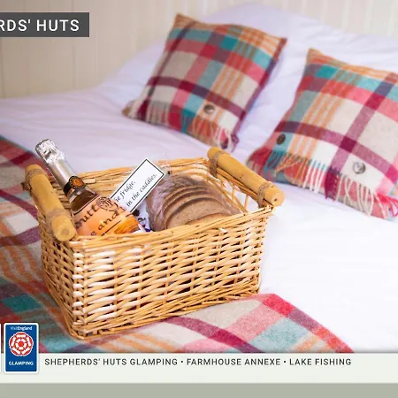 Morndyke Shepherds Huts