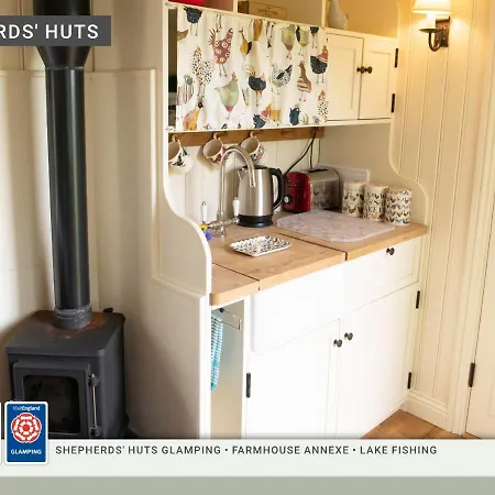 Morndyke Shepherds Huts