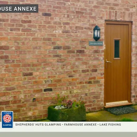 Morndyke Shepherds Huts 3* Thirsk