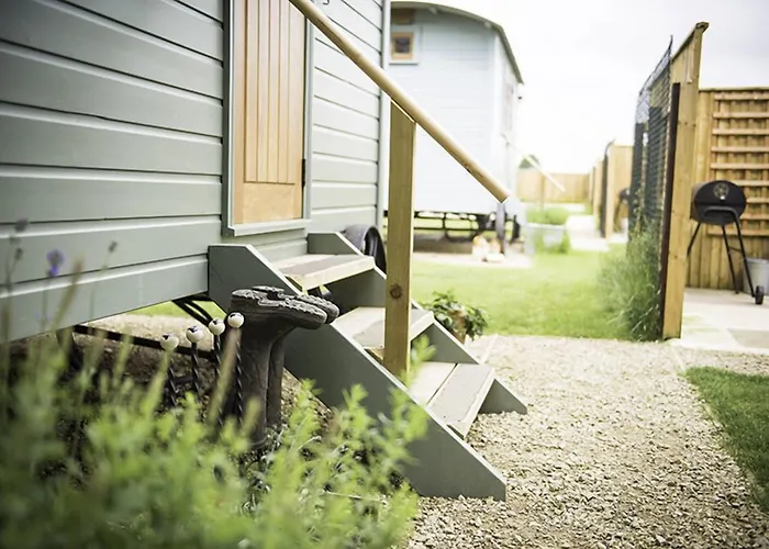 Morndyke Shepherds Huts 3* 서스크