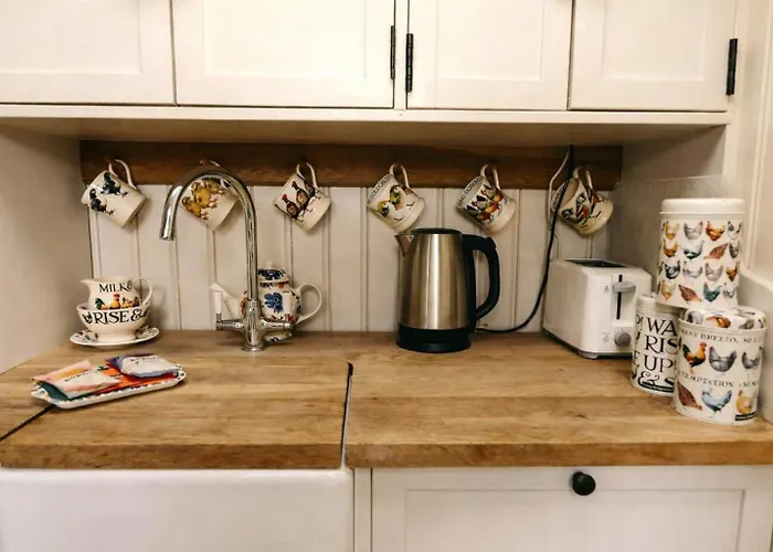 Morndyke Shepherds Huts Camping