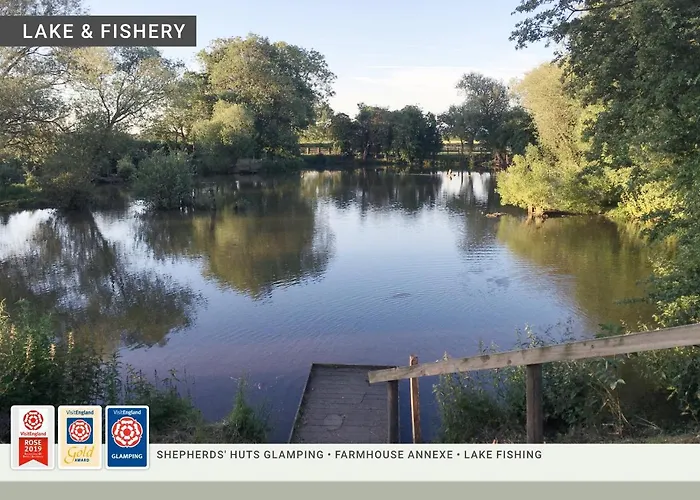 Camping Morndyke Shepherds Huts Thirsk
